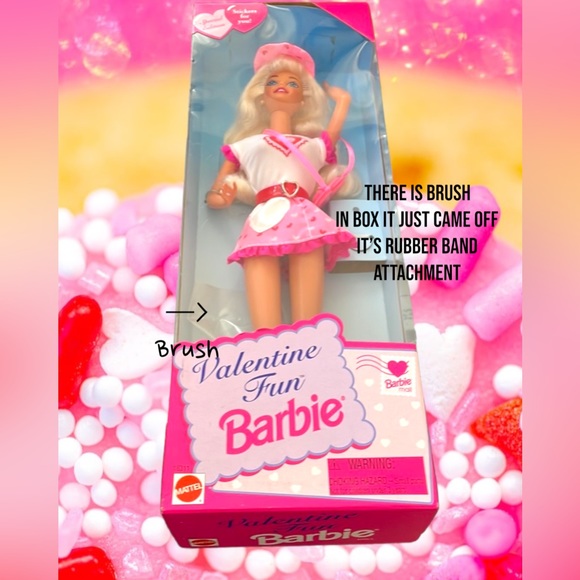 New Valentine’s Day Barbie Gift set - Picture 8 of 11